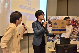 画像ギャラリー No.044のサムネイル画像 / 「BBTAG 第2回公式大会」イベントレポート。プロゲーマー・小路KOG選手が優勝を飾り,直近の出場大会において5連覇を達成