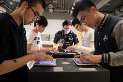 画像ギャラリー No.060のサムネイル画像 / リズムゲームで話題のRayarkとはいったいどんな会社なのか? 台湾本社の開発現場をレポート&インタビュー