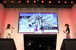 画像ギャラリー No.009のサムネイル画像 / C3AFA TOKYO 2018で開催された「星と翼のパラドクス」スペシャルステージをレポート。稼動開始は11月に決定。新たな機体「ゴールテン・ダー」の姿も明らかに