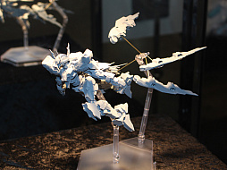 画像ギャラリー No.024のサムネイル画像 / C3AFA TOKYO 2018で開催された「星と翼のパラドクス」スペシャルステージをレポート。稼動開始は11月に決定。新たな機体「ゴールテン・ダー」の姿も明らかに