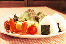 ���������꡼ No.003�Υ���ͥ������ / TOWER RECORDS CAFE���֥��󥨥����פȥ���ܤ����ȡ������籿ư����ɤ�11��6�����鳫��