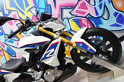 画像ギャラリー No.019のサムネイル画像 / バイクの祭典・TMCS2018に出展されていた「Monster Energy Supercross」&「TT ISLE OF MAN」を紹介。バイクの写真も