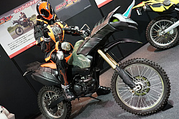 画像ギャラリー No.021のサムネイル画像 / バイクの祭典・TMCS2018に出展されていた「Monster Energy Supercross」&「TT ISLE OF MAN」を紹介。バイクの写真も