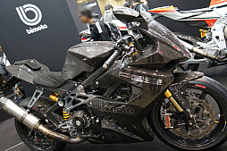 画像ギャラリー No.031のサムネイル画像 / バイクの祭典・TMCS2018に出展されていた「Monster Energy Supercross」&「TT ISLE OF MAN」を紹介。バイクの写真も