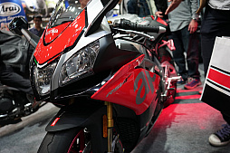 画像ギャラリー No.038のサムネイル画像 / バイクの祭典・TMCS2018に出展されていた「Monster Energy Supercross」&「TT ISLE OF MAN」を紹介。バイクの写真も