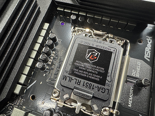 ꡼ No.003Υͥ / Core Ultra 200SפбASRockΥޡޥܡɤ1025˹ȯ䡣ȼιʼѤŸϩ򤵤˶