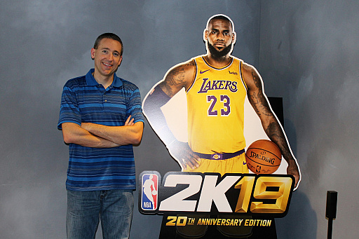 画像ギャラリー No.007のサムネイル画像 / 「NBA 2K19」,ハンズオン&シニアプロデューサーのエリック・ベニッシュ氏インタビューをお届け。「お金を払う価値のあるものを毎年リリースする」