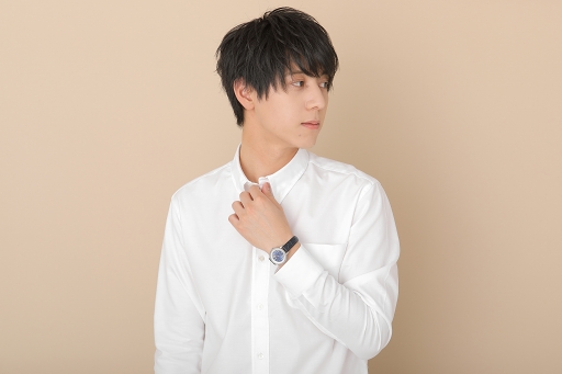 画像ギャラリー No.006のサムネイル画像 / 「グリムエコーズ」,アリスと白雪姫をイメージした腕時計&財布が登場。予約受付中