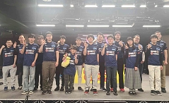 画像ギャラリー No.008のサムネイル画像 / 太陽生命 ぷよぷよグランプリ 2024 ファイナル,マッキー選手が優勝