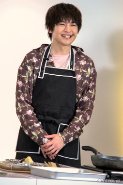 画像ギャラリー No.002のサムネイル画像 / 「あんスタ!!」配信番組「CAFE CINNAMON ニキズキッチン」第15回は“公開収録”現場に潜入! フォトレポート&収録後インタビューをお届け