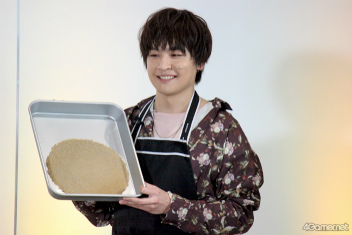 画像ギャラリー No.009のサムネイル画像 / 「あんスタ!!」配信番組「CAFE CINNAMON ニキズキッチン」第15回は“公開収録”現場に潜入! フォトレポート&収録後インタビューをお届け