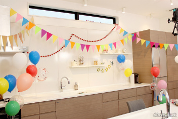 画像ギャラリー No.001のサムネイル画像 / 「あんスタ!!」配信番組「CAFE CINNAMON ニキズキッチン」第18回&第19回フォトレポート。祝・大賞受賞スペシャル!