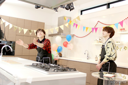 画像ギャラリー No.006のサムネイル画像 / 「あんスタ!!」配信番組「CAFE CINNAMON ニキズキッチン」第18回&第19回フォトレポート。祝・大賞受賞スペシャル!