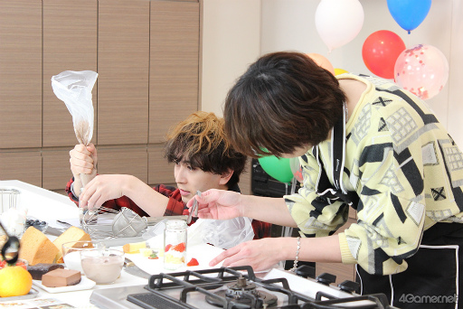 画像ギャラリー No.008のサムネイル画像 / 「あんスタ!!」配信番組「CAFE CINNAMON ニキズキッチン」第18回&第19回フォトレポート。祝・大賞受賞スペシャル!