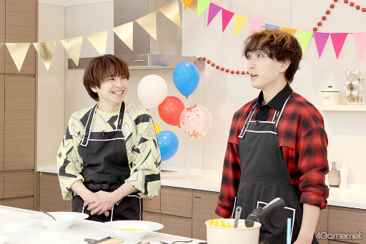 画像ギャラリー No.018のサムネイル画像 / 「あんスタ!!」配信番組「CAFE CINNAMON ニキズキッチン」第18回&第19回フォトレポート。祝・大賞受賞スペシャル!