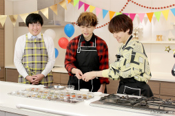 画像ギャラリー No.023のサムネイル画像 / 「あんスタ!!」配信番組「CAFE CINNAMON ニキズキッチン」第18回&第19回フォトレポート。祝・大賞受賞スペシャル!