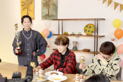 画像ギャラリー No.034のサムネイル画像 / 「あんスタ!!」配信番組「CAFE CINNAMON ニキズキッチン」第18回&第19回フォトレポート。祝・大賞受賞スペシャル!