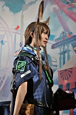 画像ギャラリー No.002のサムネイル画像 / 「アークナイツ 4th Anniversary Fes.『For You』」イベントレポート。会場には巨大なマドロックの巨像や異格オペレーターのスタンディパネルも