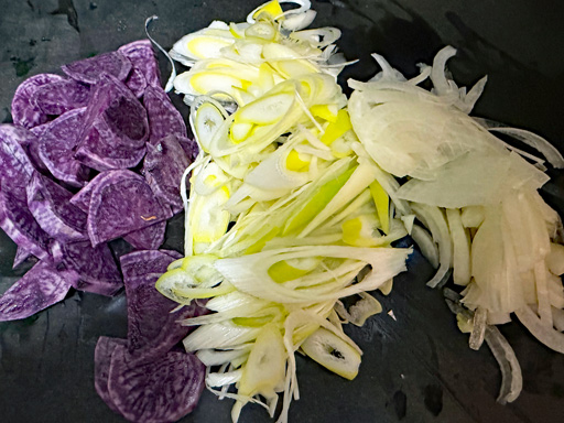 画像ギャラリー No.002のサムネイル画像 / 「ゼルダの伝説 ティアーズ オブ ザ キングダム」の「マモノスープ」でハロウィンを盛り上げる。俺のコラボカフェ:Menu 081