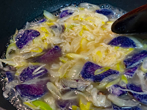 画像ギャラリー No.005のサムネイル画像 / 「ゼルダの伝説 ティアーズ オブ ザ キングダム」の「マモノスープ」でハロウィンを盛り上げる。俺のコラボカフェ:Menu 081