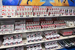 ���������꡼ No.013�Υ���ͥ������ / ����ͥå���������ץꥫ��Ÿ������Ƥ����Apex Legends Museum �� POP UP STORE�פ�����PARCO�ܴۤǳ�����