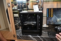 画像ギャラリー No.014のサムネイル画像 / 西川善司の3DGE:第10世代Coreプロセッサに統合されたGPUの正体。性能はRyzen 7 3700Uの内蔵Vegaとほぼ同等で,Variable Rate Shadingにも対応