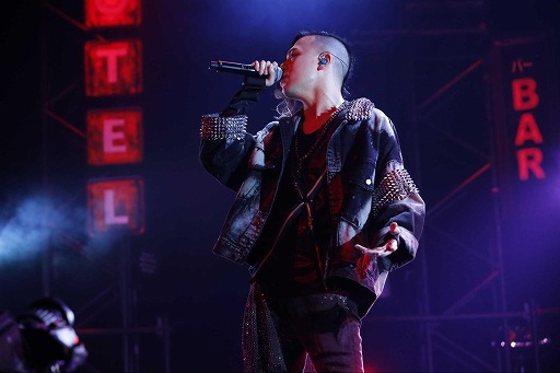 画像ギャラリー No.008のサムネイル画像 / 「ブラックスター」ライブツアー“BLACK TOUR 2022”の羽田公演レポートが公開に