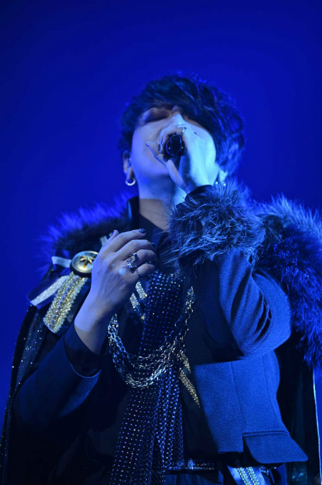 画像ギャラリー No.004のサムネイル画像 / 「ブラックスター」,ライブツアー“BLACK TOUR 2022”横浜公演の公式レポートを公開