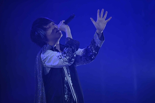 画像ギャラリー No.016のサムネイル画像 / 「ブラックスター -Theater Starless-」ライブツアー“BLACK TOUR 2022”の名古屋&羽田公演の公式レポートが公開に