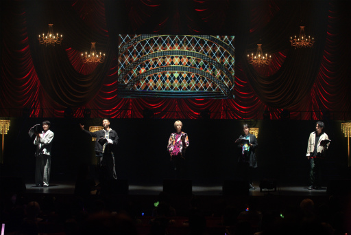 画像ギャラリー No.012のサムネイル画像 / 「ブラスタ」6周年記念「BLACK PARTY」レポート。まさにスターレスのショーそのもの! 極上の歌と芝居とパフォーマンスで彩った2日間