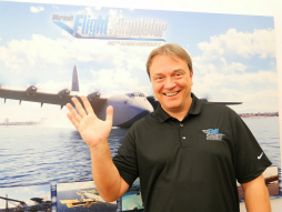 ���������꡼ No.013�Υ���ͥ������ / �Υ��󥿥ӥ塼�ϡ�Microsoft Flight Simulator�ץץ��ǥ塼������ʹ�����֥ǥ塼�� ���������פȥ���ܤ�����ĥ����ƥ�ĤϤʤ����ޤ줿�Τ�