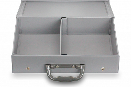 画像ギャラリー No.002のサムネイル画像 / PCエンジン miniとゲームパッド2個を収納できるケースが本体と同時発売