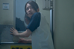 ���������꡼ No.006�Υ���ͥ������ / �ǲ����л���ס��ݺ⵱Ƿ�������ONE N' ONLY�δ� ů������餬�б顣����Τ�Liza�������