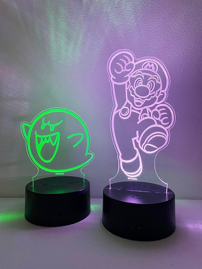 画像ギャラリー No.006のサムネイル画像 / 「スーパーマリオ」,マリオとテレサのアクリルLEDライトが渋谷パルコのMeets by NADiffとオンラインストアで限定発売