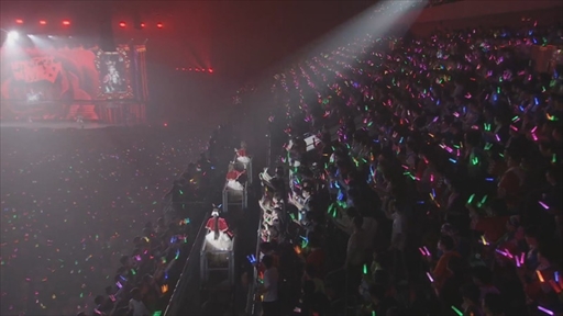 画像ギャラリー No.013のサムネイル画像 / 「ウマ娘」5th EVENT 第3公演DAY2レポート。名場面を思い起こす演出に加え,サイレンススズカ役・高野麻里佳さんの久しぶりのライブ出演も