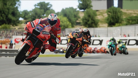 ꡼ No.004Υͥ / MotoGP 21פθȥ쥤顼1Ƥ˼롼䵡ǽξҲ