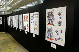 画像ギャラリー No.008のサムネイル画像 / 「スーパーロボット大戦OG展」が本日より開催。シリーズで活躍したオリジナルキャラクターたちの設定資料やイラストなどが一堂に会する
