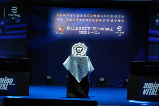 ꡼ No.003Υͥ / J꡼KONAMIˤ륯йeݡeJ꡼ eFootball 2022ס̳ƻ󥵥ɡ컥ڤ40֤ĺ