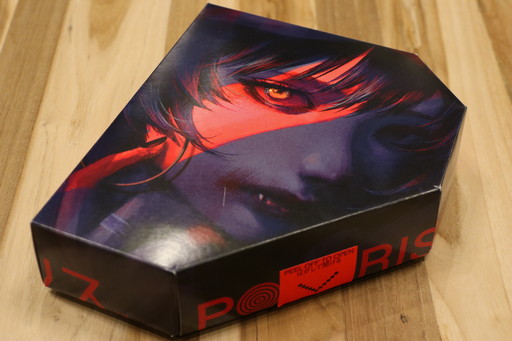 画像ギャラリー No.002のサムネイル画像 / 5人の吸血鬼が綴るマーダーミステリー「RED LINE」のスタッフインタビュー。「POLARIS」レーベルを立ち上げた物語作り集団ノーミーツとは?