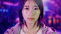 画像ギャラリー No.003のサムネイル画像 / 「超探偵事件簿 レインコード」,女優・鳴海 唯さんが出演するWeb CMを公開。セリフ違いの「降り続く雨も悪くないね篇」は笑顔が印象的