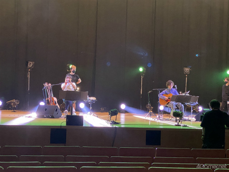 ꡼ No.012Υͥ / ֥르ʥӥ Acoustic Tour 2022 -Spring Session-׺ǽݡȡ1ĤȤƱ֤Ϥʤɶ˾Υ饤