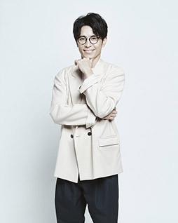 画像ギャラリー No.003のサムネイル画像 / 【PR】「オリアカ」の特徴をミュージカル風に伝えるテレビCMが本日よりオンエア。女優の山本舞香さん,オリラジの藤森慎吾さんが出演