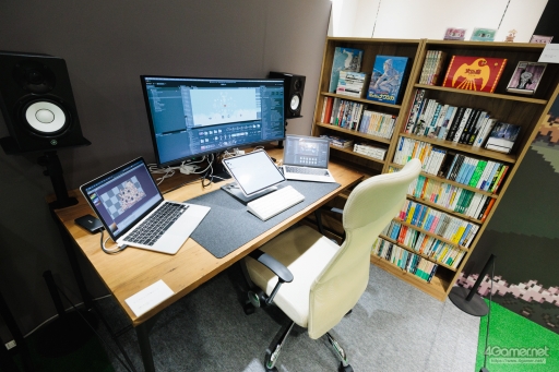 画像ギャラリー No.004のサムネイル画像 / 「違う冬のぼくら展」が池袋PARCOで開催中。ところにょり氏&企画を手がけたPARCO GAMESと講談社ゲームラボに見どころを聞いた