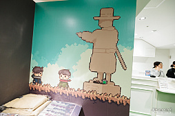 画像ギャラリー No.030のサムネイル画像 / 「違う冬のぼくら展」が池袋PARCOで開催中。ところにょり氏&企画を手がけたPARCO GAMESと講談社ゲームラボに見どころを聞いた