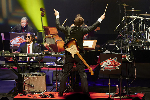 画像ギャラリー No.010のサムネイル画像 / 「ペルソナ5 スペシャル・ビッグバンド・コンサート」の東京公演レポート。日米の精鋭ミュージシャンが,おなじみの楽曲をジャズアレンジで披露