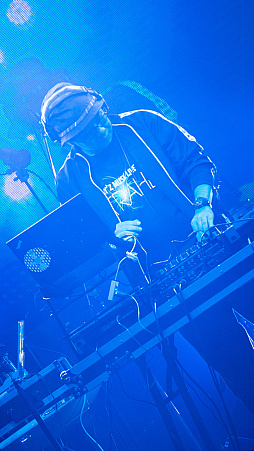 ꡼ No.004Υͥ / ֥쥤եפʤɤγڶʤԻͤΥ󥸤դǤ줿Rayz Music Live -STRAHL-פͤҲ𡣥饤CD/BDξܺ٤ȯɽ