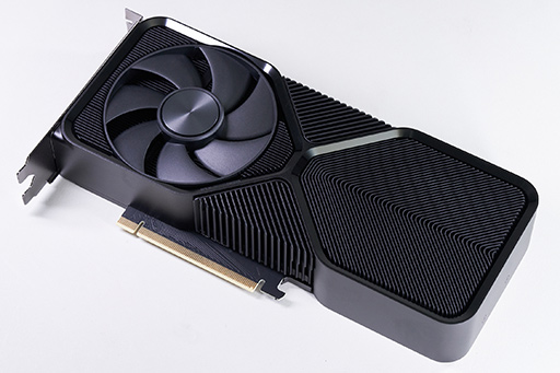 ꡼ No.005Υͥ / ̿ǸGeForce RTX 4070 SUPER Founders Editionסߥɥϥϡ¸RTX 4070 FEȤۤƱ