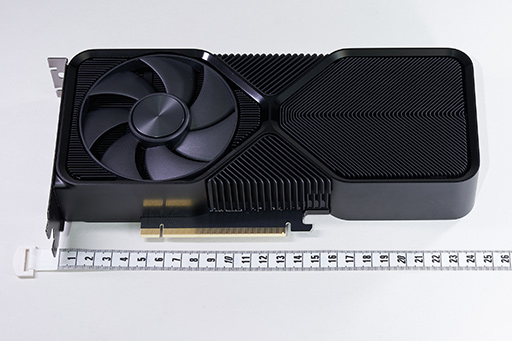 ꡼ No.007Υͥ / ̿ǸGeForce RTX 4070 SUPER Founders Editionסߥɥϥϡ¸RTX 4070 FEȤۤƱ
