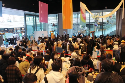 ꡼ No.003Υͥ / Sky ¤Ҥɤ⤿פΥե󥢡ȤҶ˽롣ȯåդˤ饤֥ɥ󥰤Ԥ줿Sky Art Festɥ٥ȥݡ