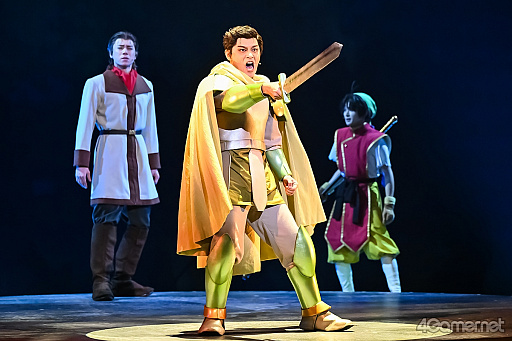 画像ギャラリー No.012のサムネイル画像 / 舞台「幻想水滸伝-門の紋章戦争篇-」ゲネプロレポート。多くの別れを経て成長する“ぼっちゃん”の物語が色鮮やかに蘇る